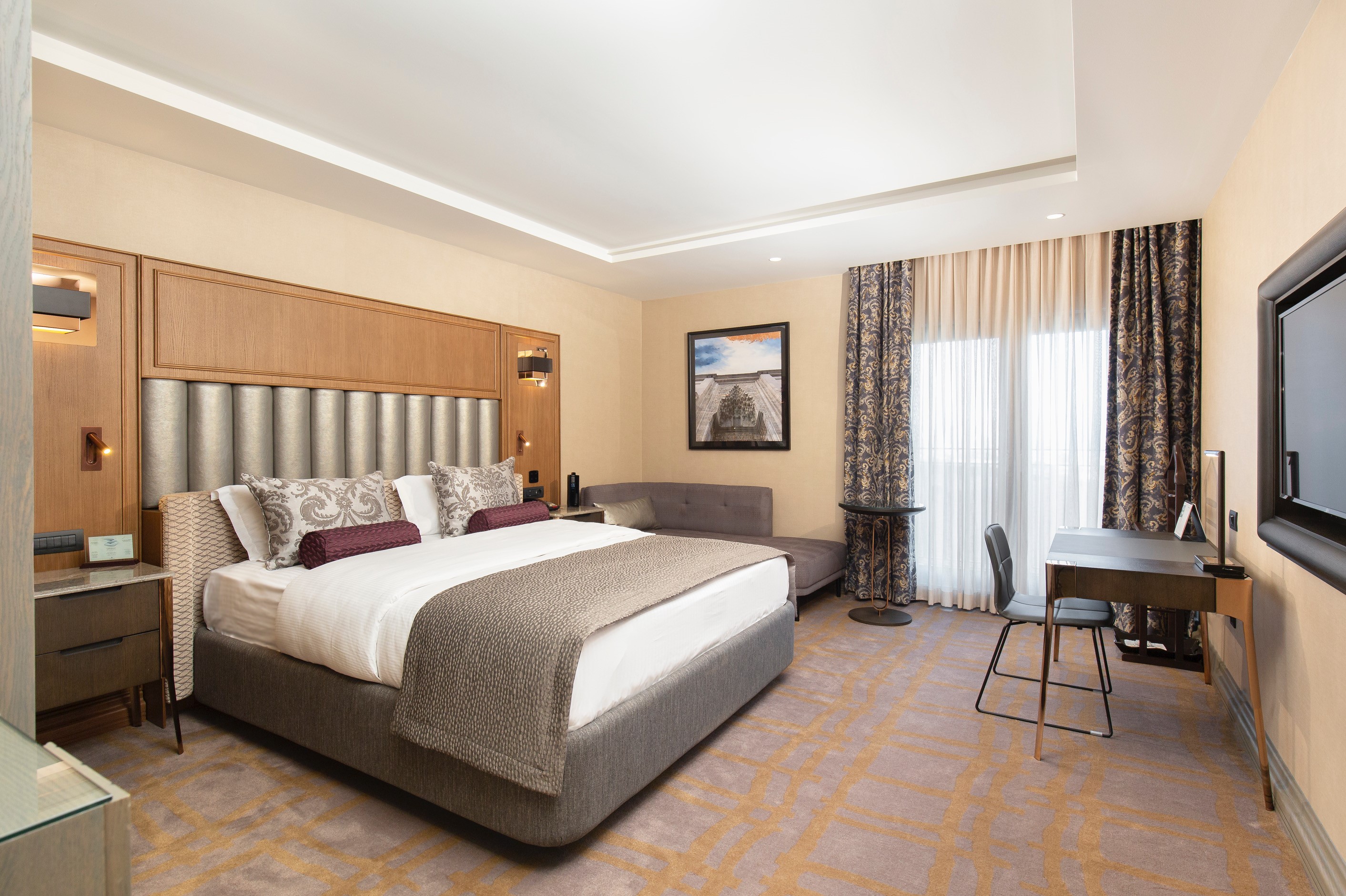 Almira Hotel Thermal Spa & Convention Center  Şirket Hayatı