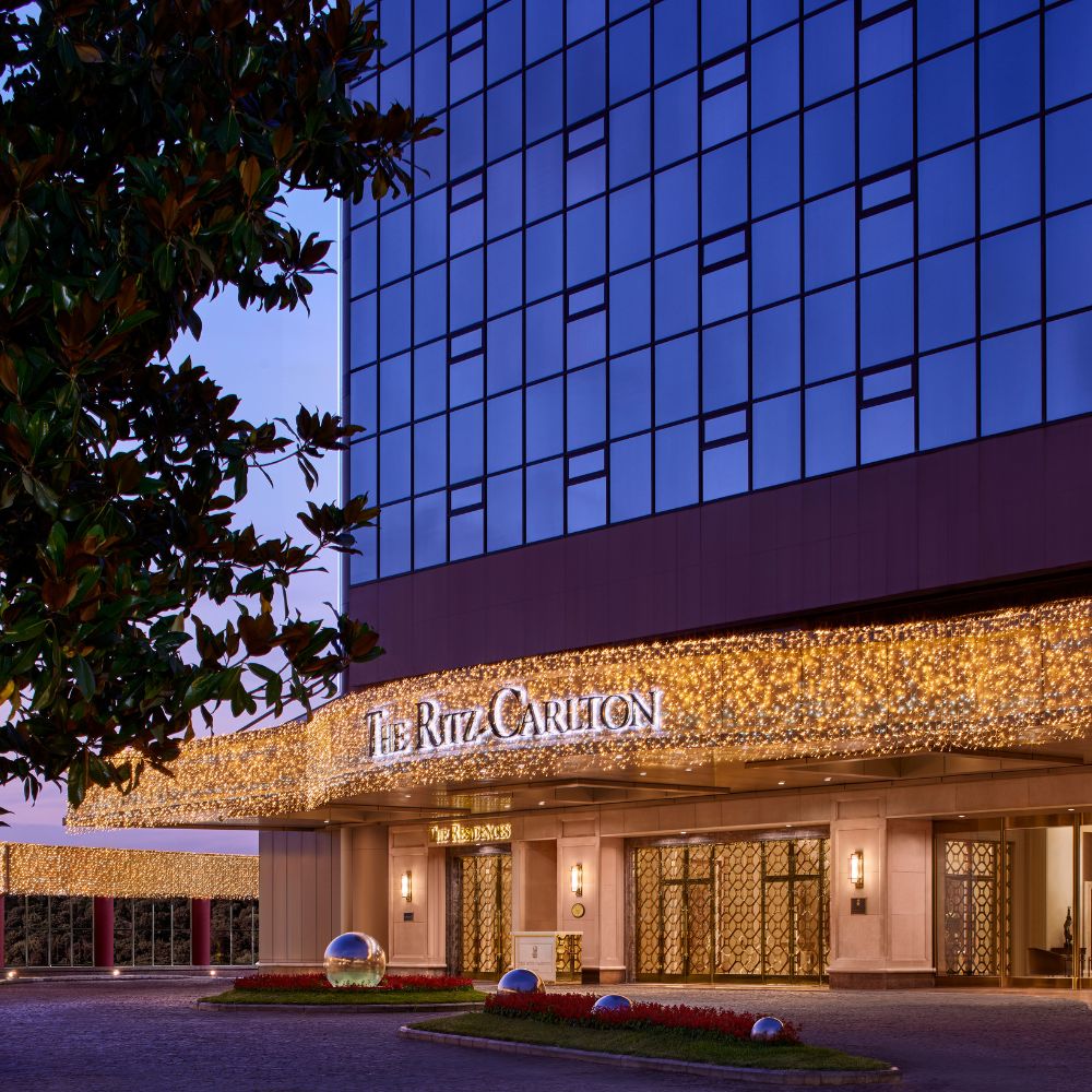 The Ritz- Carlton, Istanbul Şirket Hayatı