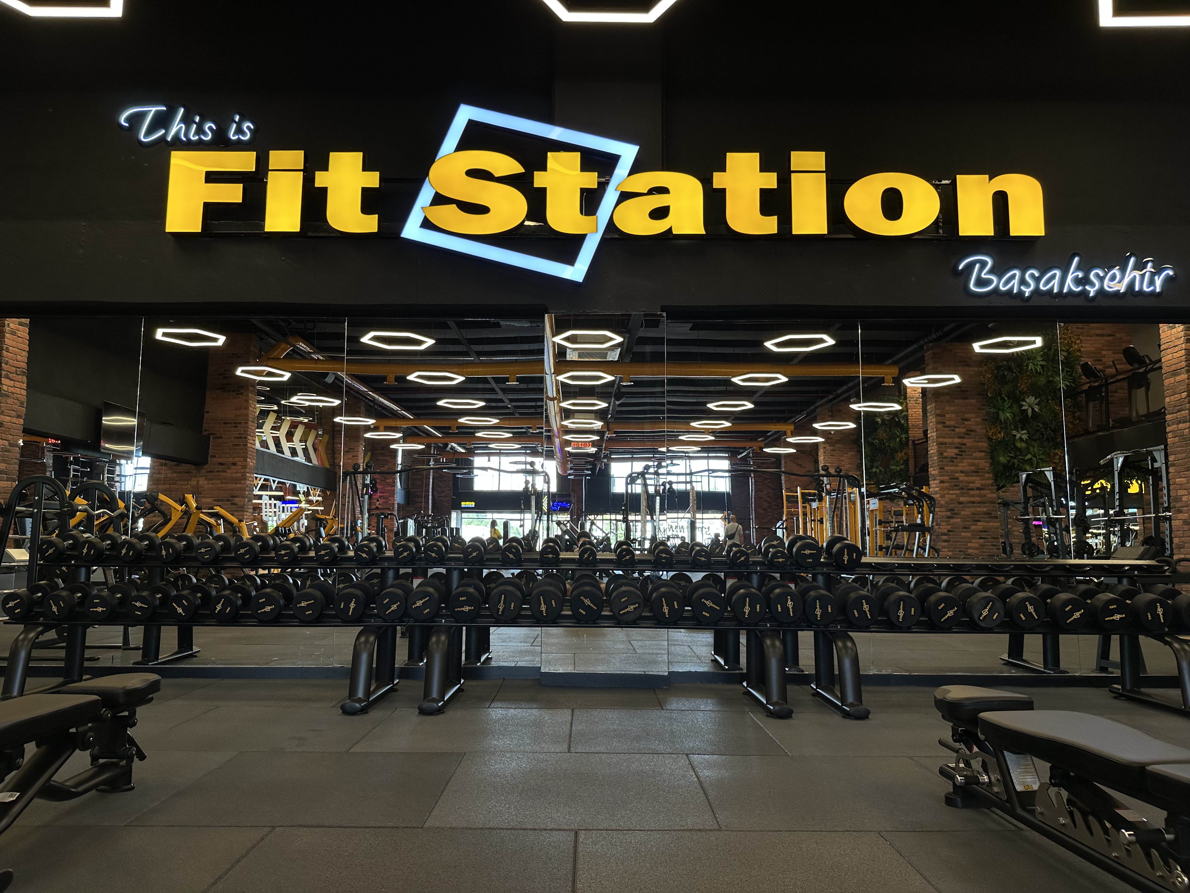 Fit Station Şirket Hayatı
