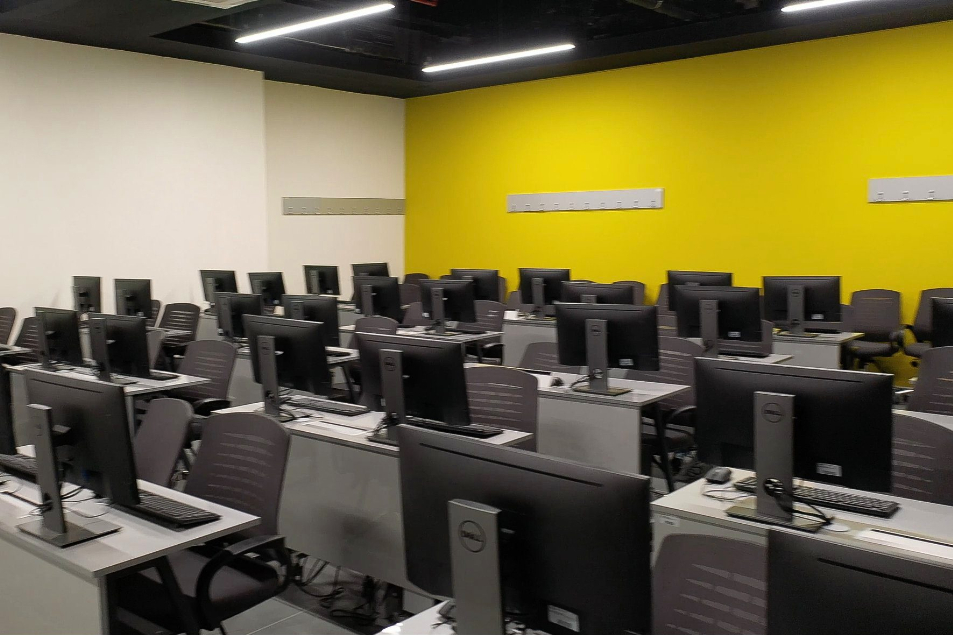 Bandırma Onyedi Eylül Üniversitesi Şirket Hayatı