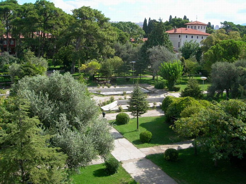 Dokuz Eylül Üniversitesi Kampüs