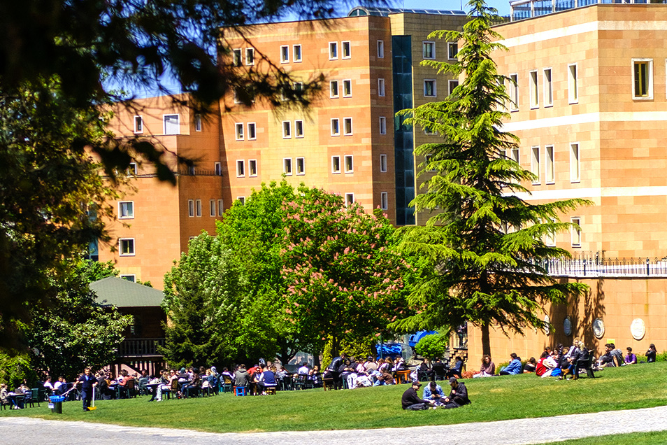 Yeditepe Üniversitesi Kampüs
