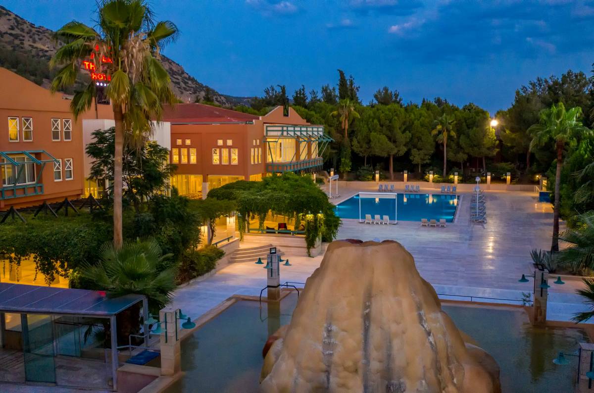 Polat Termal Hotel Şirket Hayatı