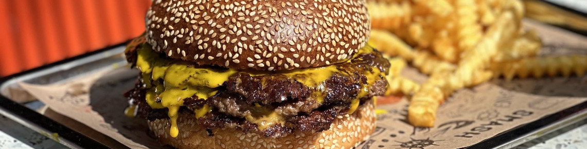 Goldenfingers Burger & Cheesesteak Şirket Fotoğrafı