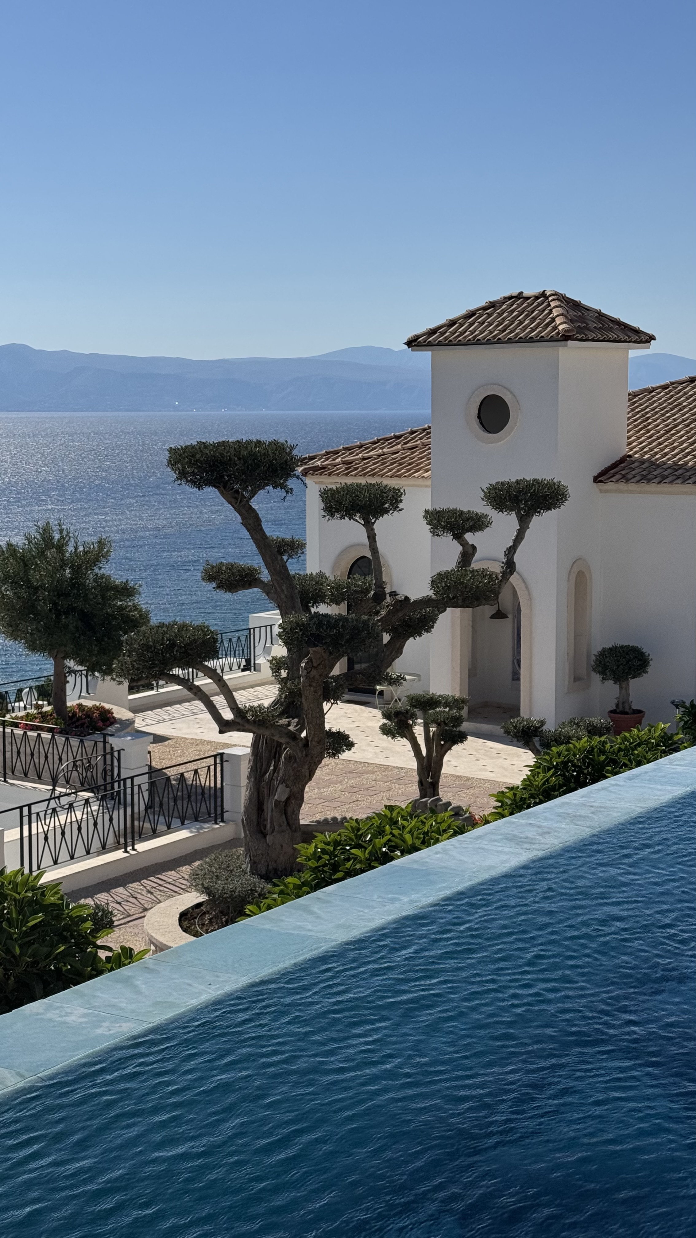Hotel Jirasol Şirket Hayatı