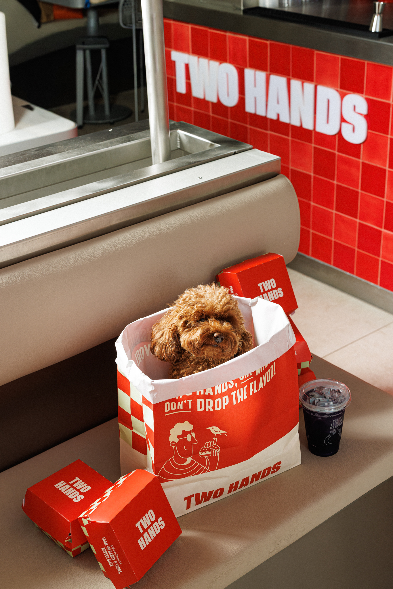 Two Hands Burger & Toastery Şirket Hayatı