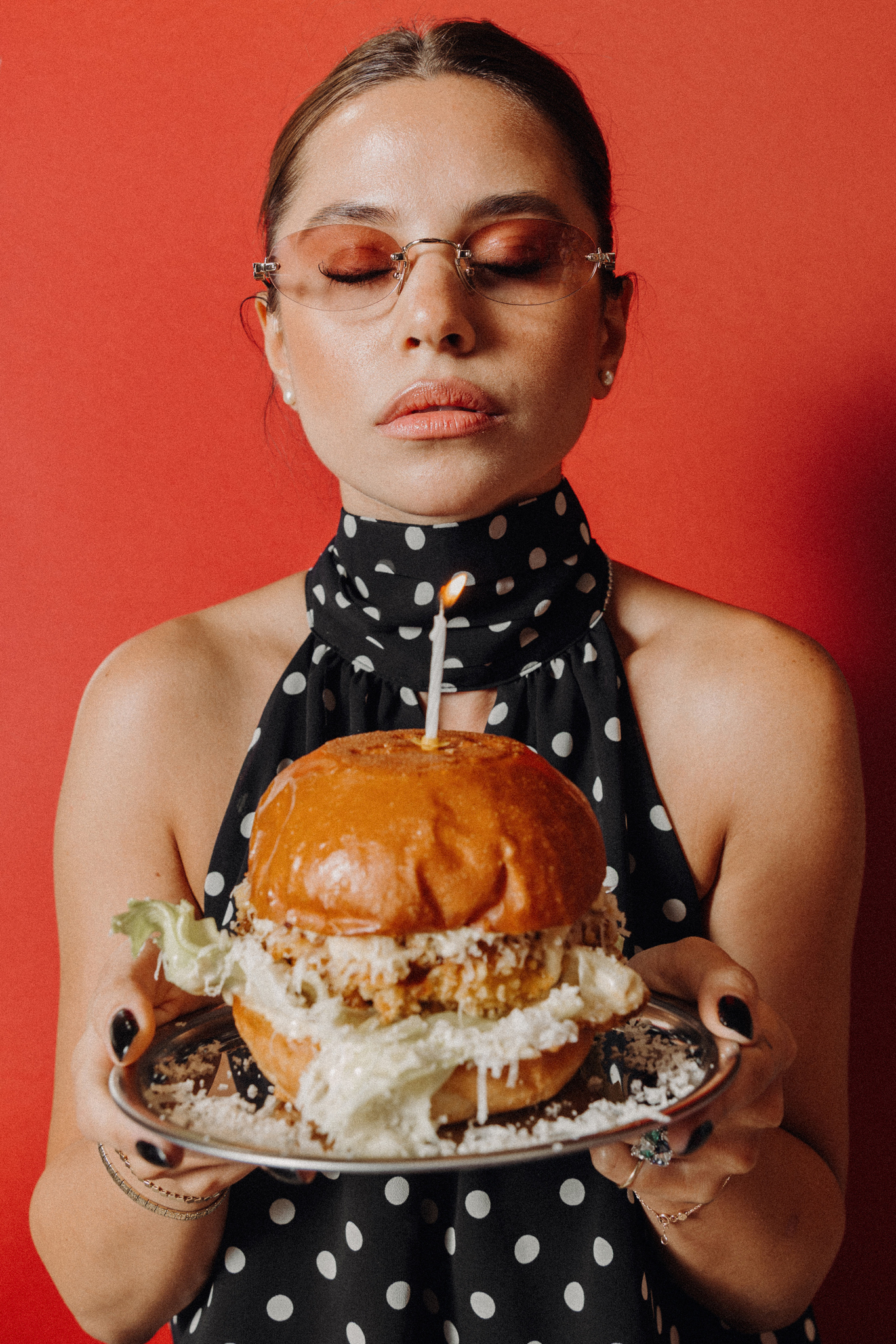 Two Hands Burger & Toastery Şirket Hayatı