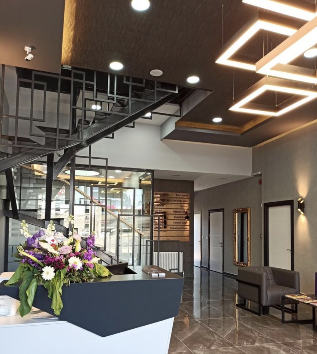 Tasarım Klinik Şirket Hayatı
